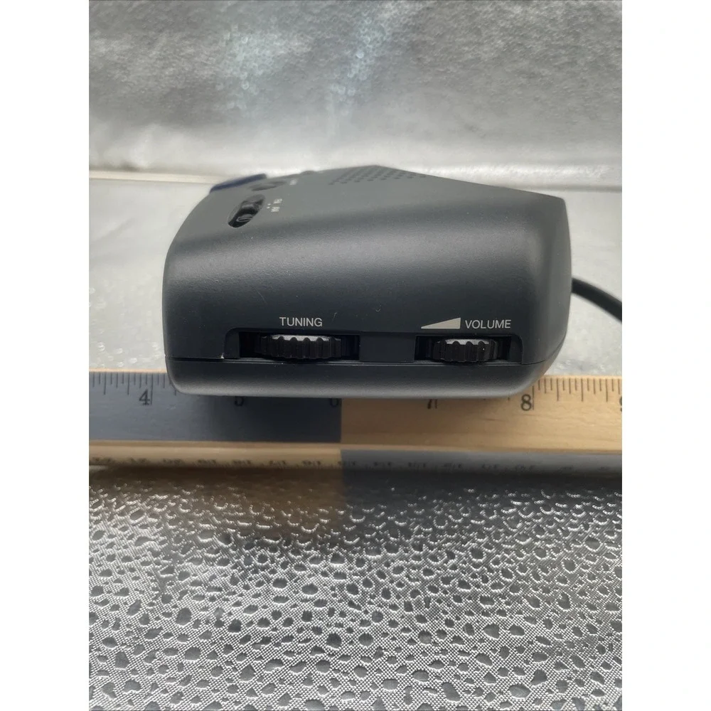 Radio Shack 12-1630 Alarm Clock Radio-AM/FM-Corded-Tested/Works‎